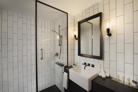 DoubleTree By Hilton Melbourne - Hervey Bay Accommodation 15