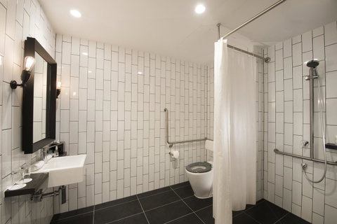 DoubleTree By Hilton Melbourne - Hervey Bay Accommodation 38