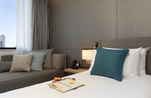 Novotel Melbourne Central - Hervey Bay Accommodation 3
