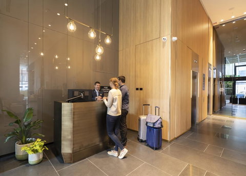 Novotel Melbourne Central - Hervey Bay Accommodation 17