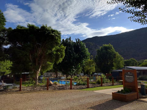 Halls Gap Lakeside Tourist Park - Hervey Bay Accommodation 0