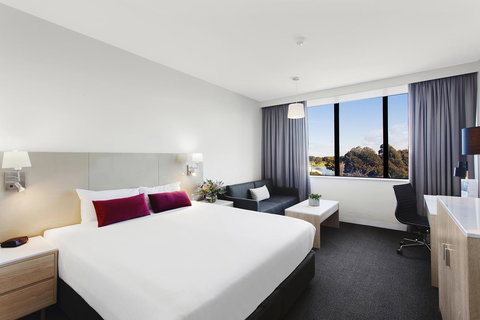 Mercure Melbourne Albert Park - Hervey Bay Accommodation 8