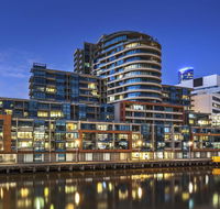 Waterfront Melbourne Apartments - Hervey Bay Accommodation
