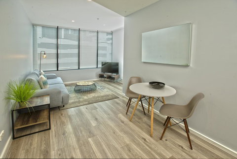 Waterfront Melbourne Apartments - Hervey Bay Accommodation 16