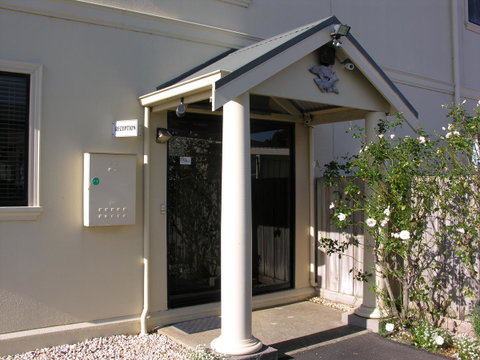 Clifftop Apartments Portland Vic - Tourism Hervey Bay 4