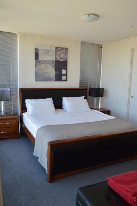 3BR Apartment At Victoria Tower Southbank - Tourism Hervey Bay 7