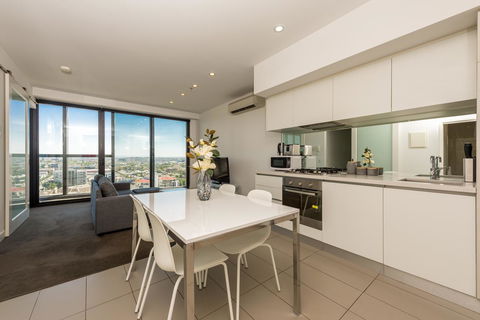 Amazing Accommodations: Vogue - Hervey Bay Accommodation 30