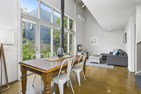 Terrace Lofts Apartments - Tourism Hervey Bay 2