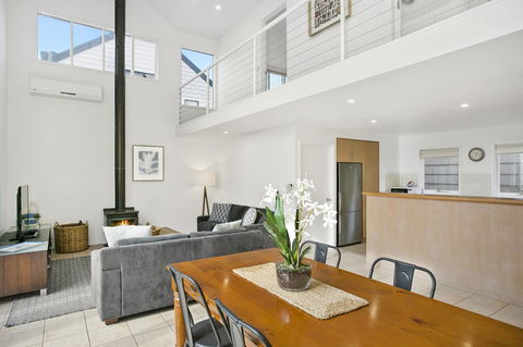 Terrace Lofts Apartments - Tourism Hervey Bay 14