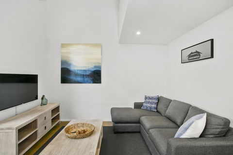 Terrace Lofts Apartments - Tourism Hervey Bay 5