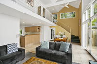 Book Ocean Grove Accommodation Vacations Hervey Bay Accommodation Hervey Bay Accommodation