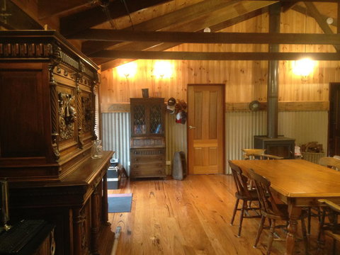 Mud Hollow Barn - Tourism Hervey Bay 9