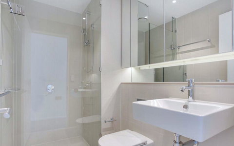 Pride Docklands Waterfront Apartment City View - Hervey Bay Accommodation 16