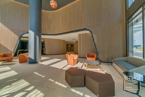 Pride Docklands Waterfront Apartment City View - Hervey Bay Accommodation 21