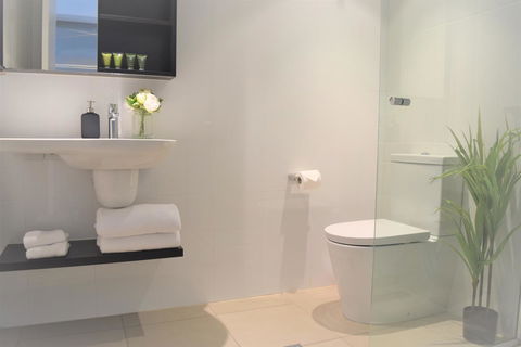 Executive Stay Little Collins Street - Tourism Hervey Bay 15