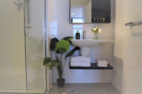 Executive Stay Little Collins Street - Tourism Hervey Bay 14