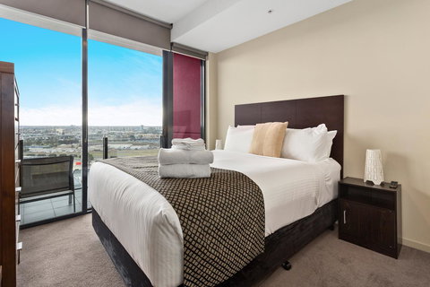 Docklands Private Collection - NEWQUAY - Hervey Bay Accommodation 18