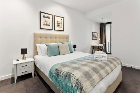 Docklands Private Collection - NEWQUAY - Hervey Bay Accommodation 11