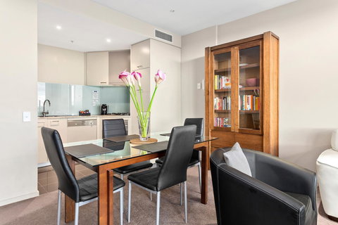 Docklands Private Collection - NEWQUAY - Hervey Bay Accommodation 15