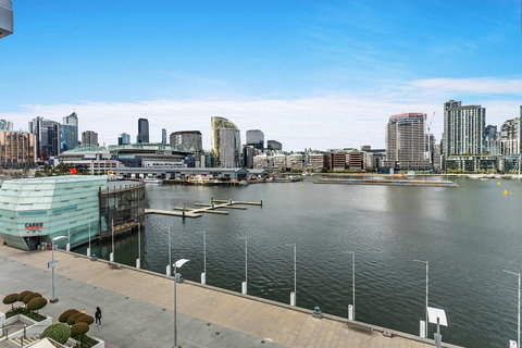 Docklands Private Collection - NEWQUAY - Hervey Bay Accommodation 13