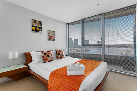 Docklands Private Collection - NEWQUAY - Hervey Bay Accommodation 4