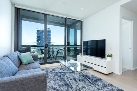 Wyndel Apartments - Riverside On Collins - Hervey Bay Accommodation 0