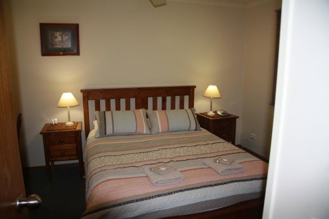 Shady Brook Cottages - Hervey Bay Accommodation 34