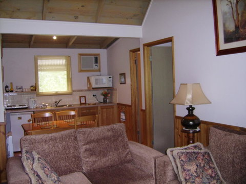 Shady Brook Cottages - Hervey Bay Accommodation 22