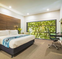 Holiday Inn Melbourne on Flinders