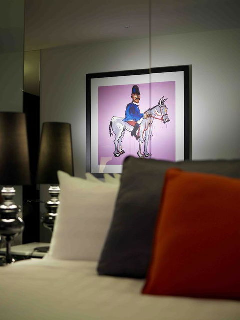 The Cullen Melbourne - Art Series - Hervey Bay Accommodation 10