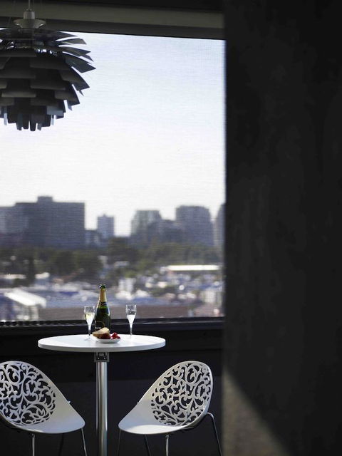 The Cullen Melbourne - Art Series - Hervey Bay Accommodation 40