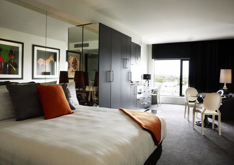 The Cullen Melbourne - Art Series - Hervey Bay Accommodation 3