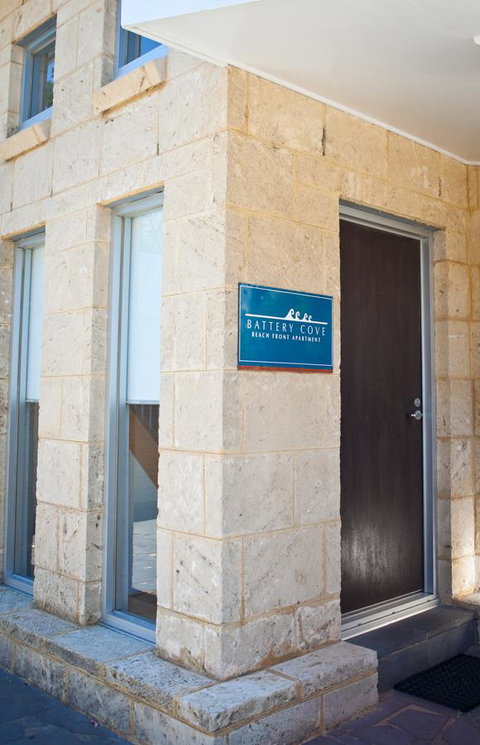 Battery Cove Beach Front Apartment - Hervey Bay Accommodation 6