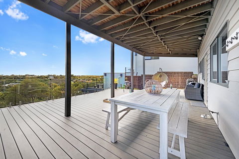 Beachside House - Tourism Hervey Bay 23
