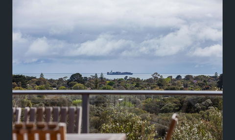 Beachside House - Tourism Hervey Bay 6