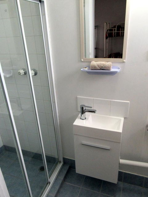 The Highlander Motel - 24HR Check In - Hervey Bay Accommodation 19