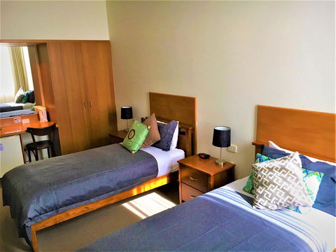 Plough Hotel - Hervey Bay Accommodation 8