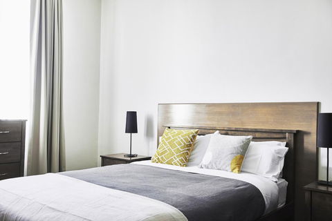 Plough Hotel - Hervey Bay Accommodation 0