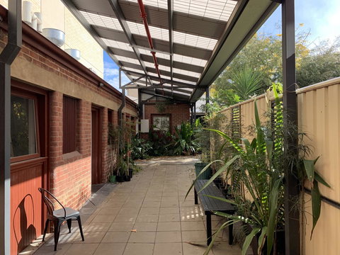 CROWN CENTRAL BUSINESS DISTRICT MOTEL - NO UNDER 18s - Hervey Bay Accommodation 3