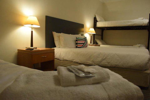 CROWN CENTRAL BUSINESS DISTRICT MOTEL - NO UNDER 18s - Hervey Bay Accommodation 38