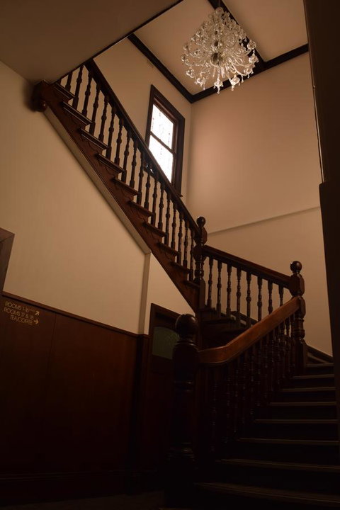 CROWN CENTRAL BUSINESS DISTRICT MOTEL - NO UNDER 18s - Hervey Bay Accommodation 36