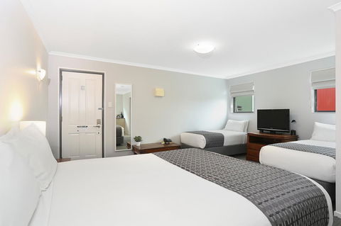 Quality Inn & Suites The Menzies - Hervey Bay Accommodation 15