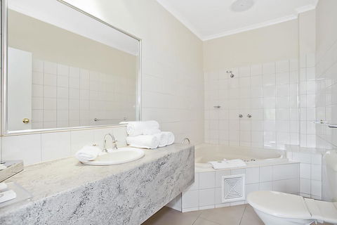 Quality Inn & Suites The Menzies - Hervey Bay Accommodation 31