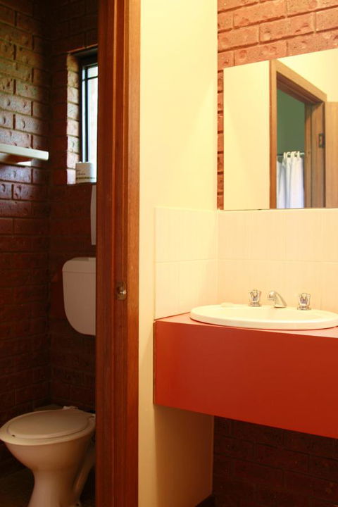 The Harrietville Snowline Hotel - Tourism Hervey Bay 8