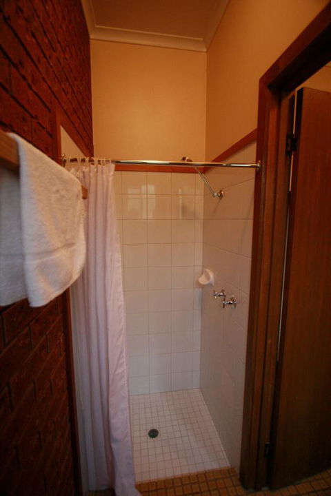 The Harrietville Snowline Hotel - Tourism Hervey Bay 22