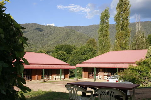 The Harrietville Snowline Hotel - Tourism Hervey Bay 17