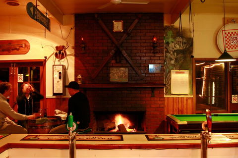 The Harrietville Snowline Hotel - Tourism Hervey Bay 3