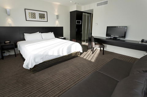 Causeway 353 Hotel - Tourism Hervey Bay 8