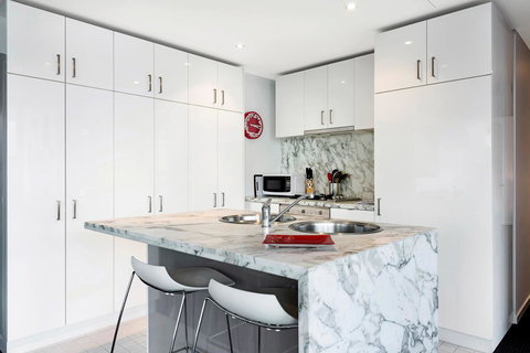 Docklands Executive Apartments - Melbourne - Hervey Bay Accommodation 5