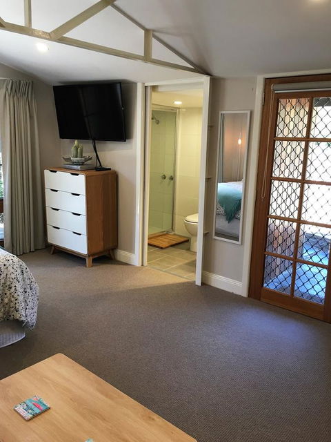 The Cosy Bungalow - Hervey Bay Accommodation 3